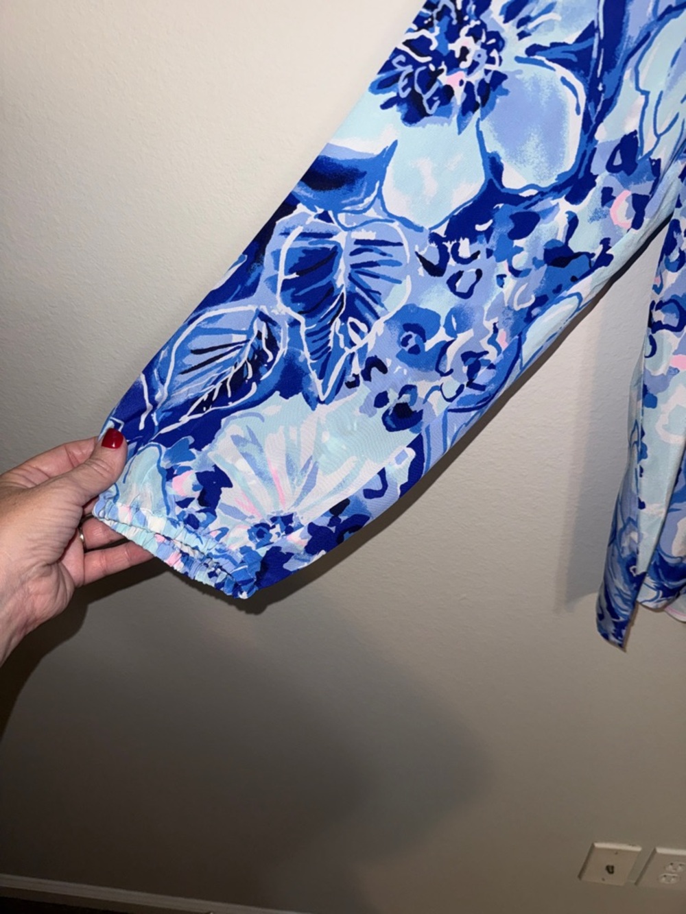 Lilly Pulitzer Elsa Blue Floral Peasant Blouse - silk - XL - Picture 3 of 7